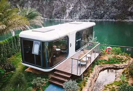 Космическая капсула: идеальная капсула для цифровых кочевников, живущих вдали от цивилизации.